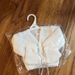 Baby sweater and booties